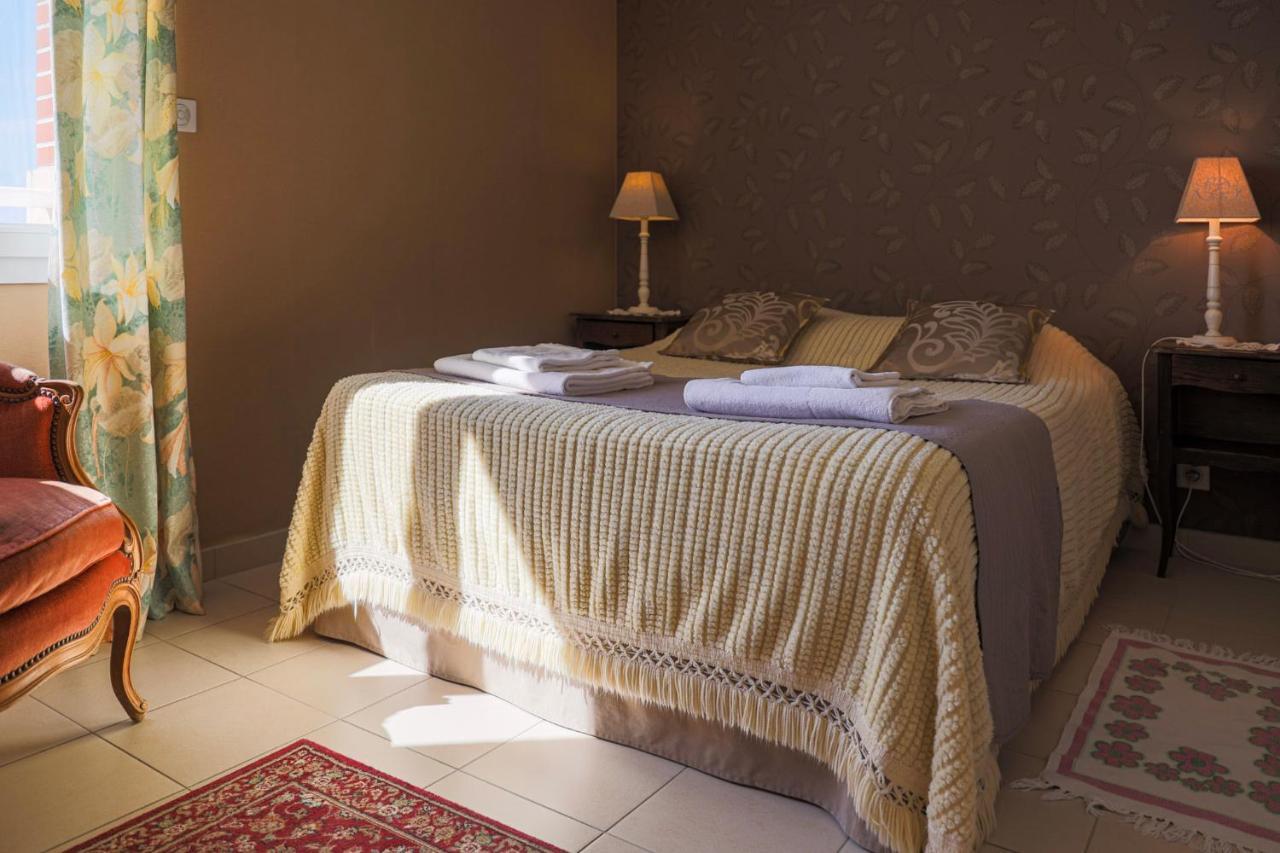 Hotel Pré en Bulles à Trépail Extérieur photo