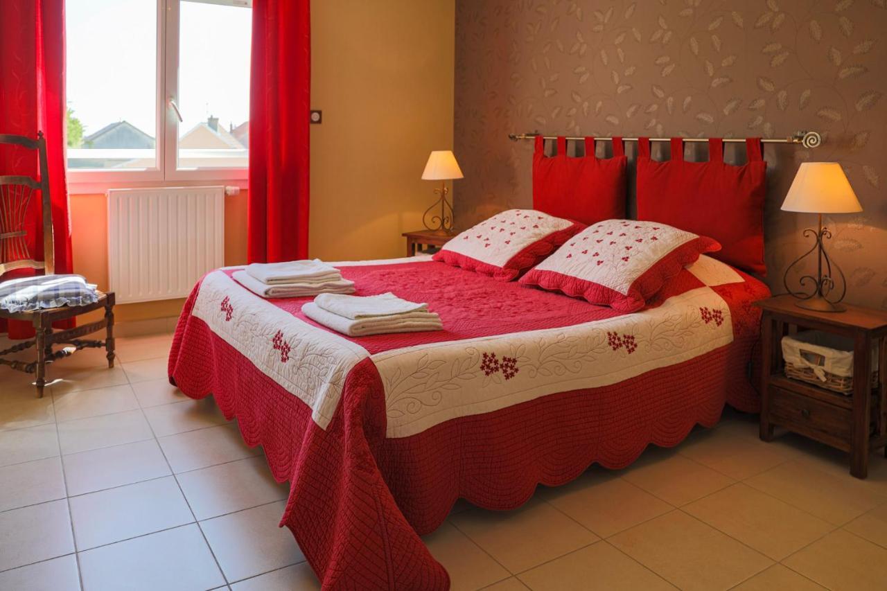 Hotel Pré en Bulles à Trépail Extérieur photo