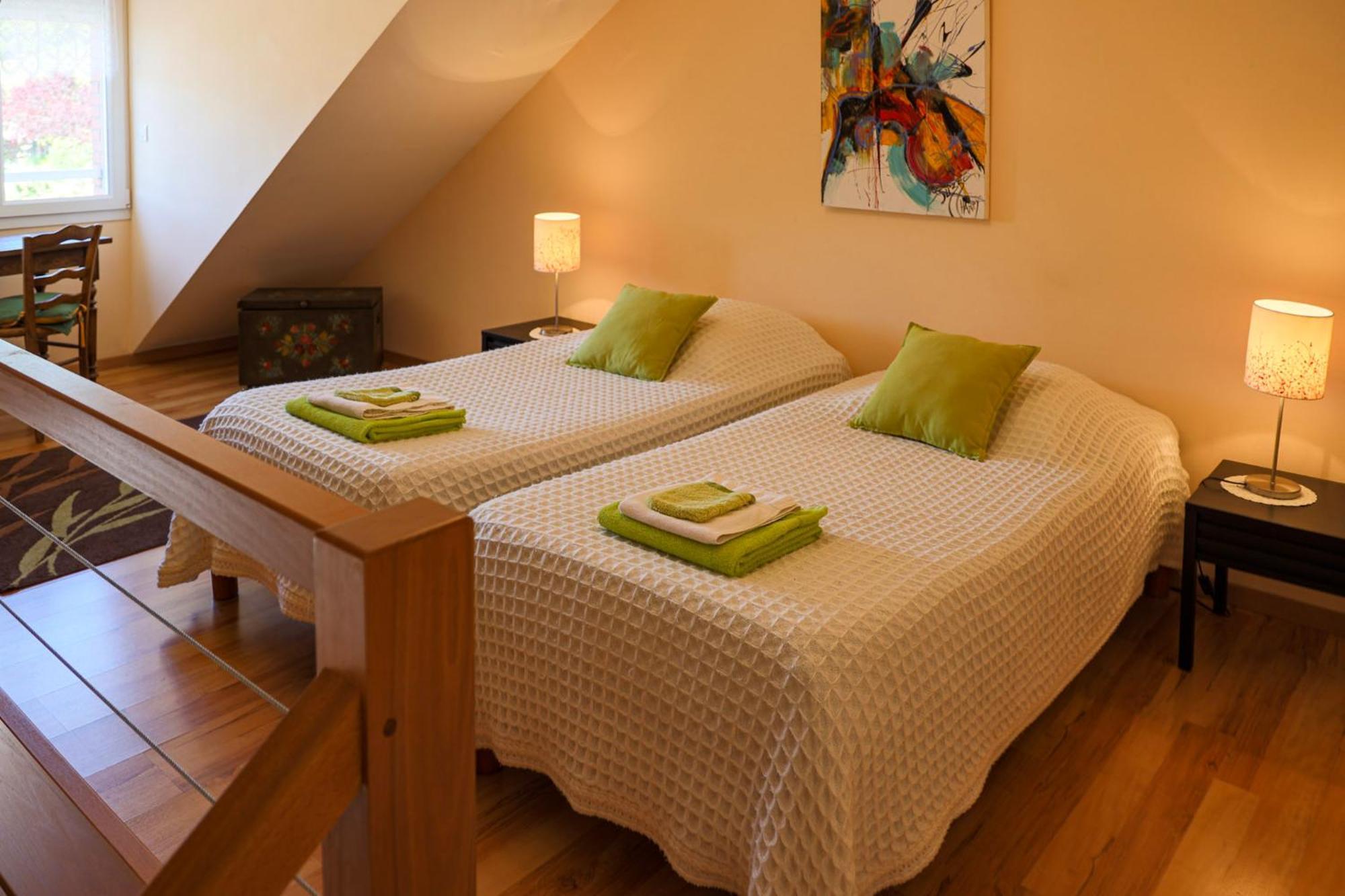 Hotel Pré en Bulles à Trépail Extérieur photo